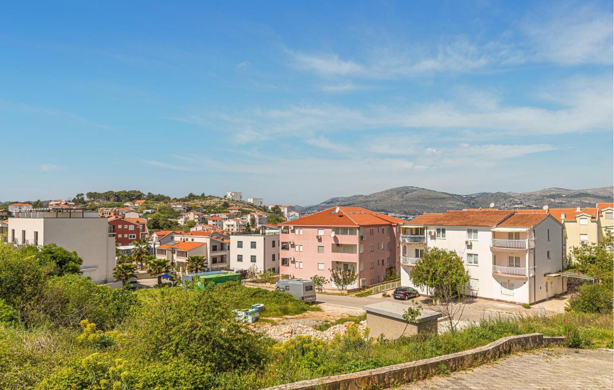 1 Bedroom Stunning Apartment In Okrug Gornji Trogir Exterior photo